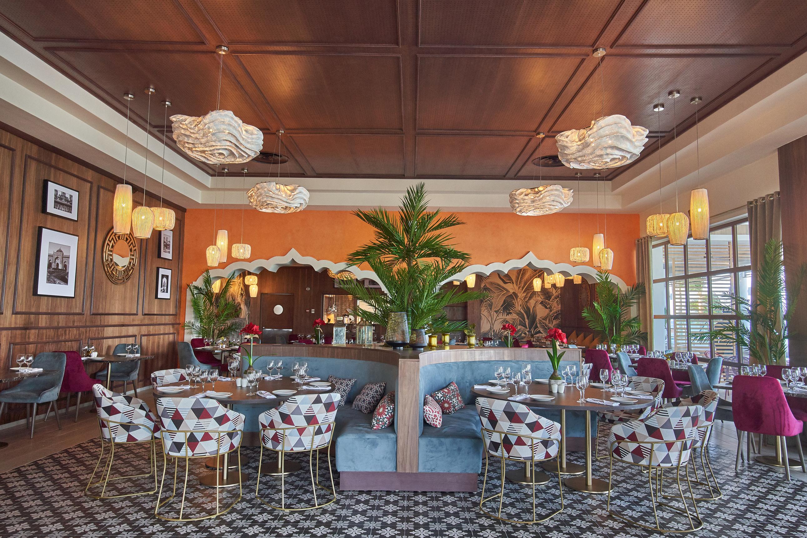 Bahia Principe Grand Bavaro Punta Cana Exterior foto The interior of the restaurant