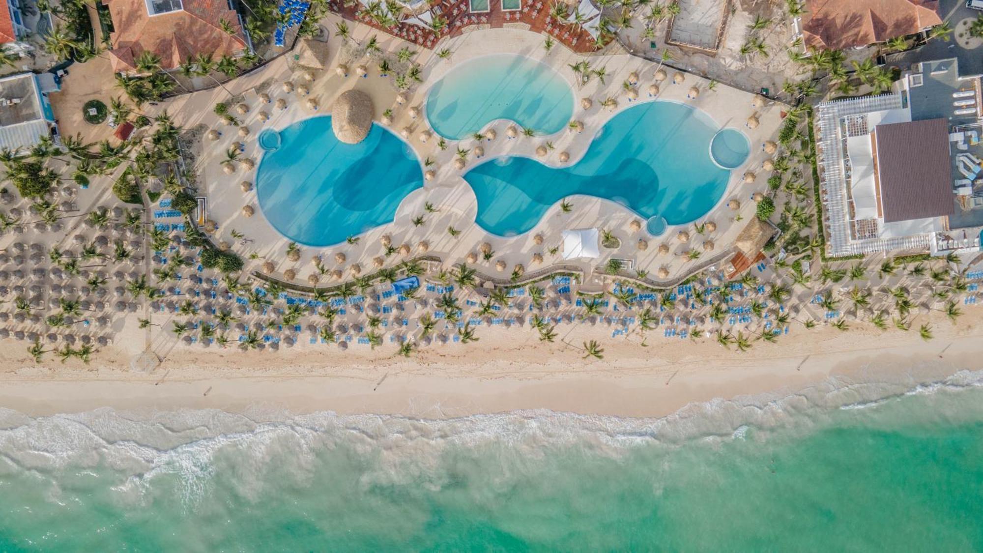 Bahia Principe Grand Bavaro Punta Cana Exterior foto Aerial view of the beach